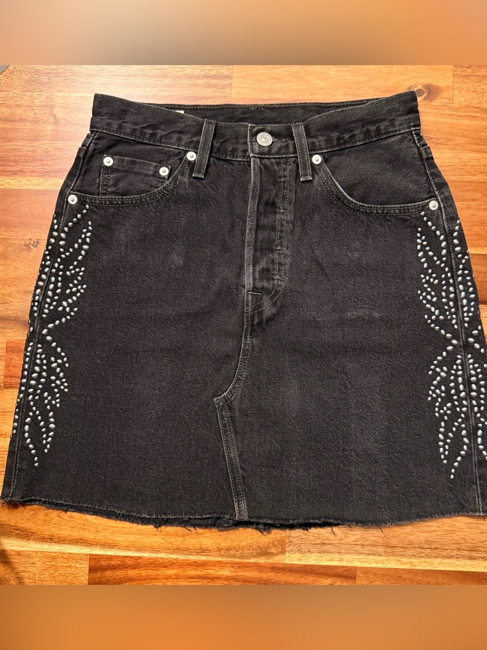 Levi's Black Stud-Embellished High-Rise Mini Skirt
